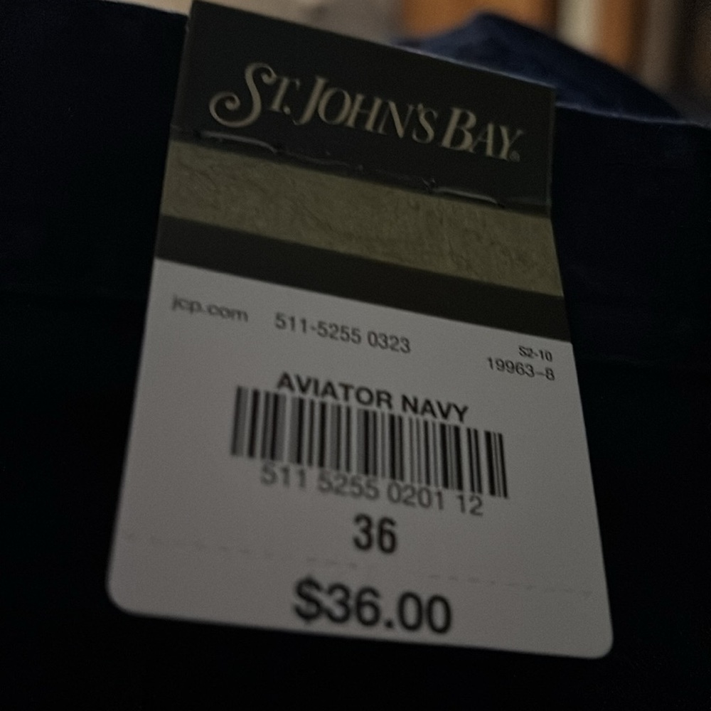 NWT Men’s Cargo Shorts St John’s Bay - Picture 7 of 7